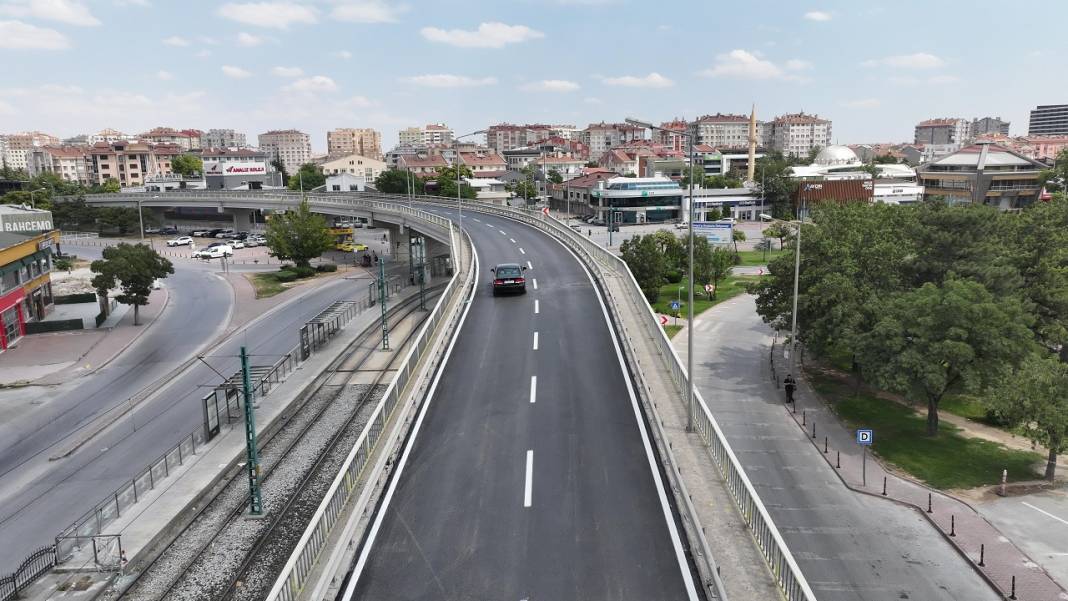 Kunduracılar Üst Geçidi herkes uyurken yenilendi! 2